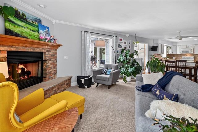 1025 Pasadena Parkway, Waunakee, WI 53597