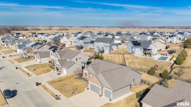 11224 N Sycamore Creek Drive, Dunlap, IL 61525