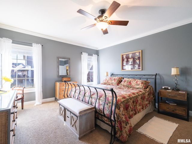 11224 N Sycamore Creek Drive, Dunlap, IL 61525