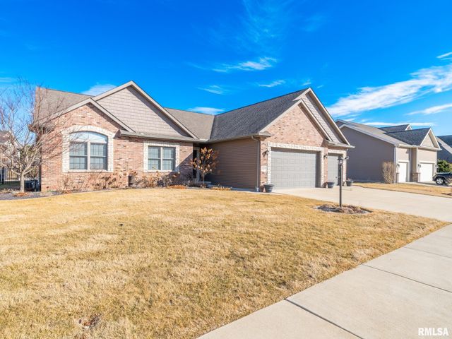 11224 N Sycamore Creek Drive, Dunlap, IL 61525