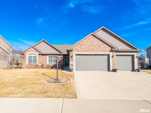 11224 N Sycamore Creek Drive, Dunlap, IL 61525