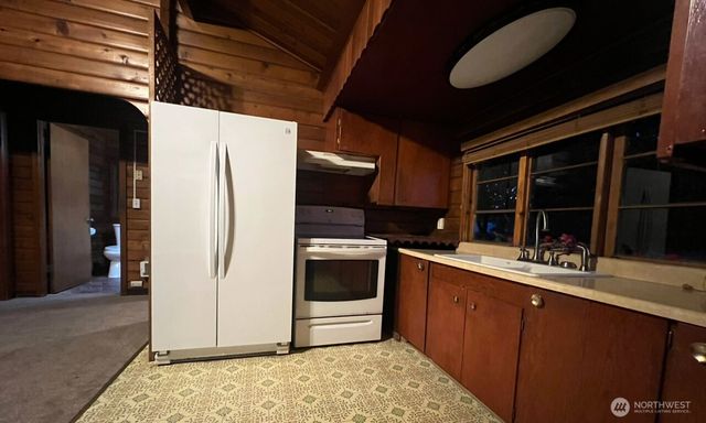 1731 Stephen Street, Oak Harbor, WA 98277