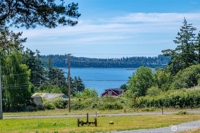 1731 Stephen Street, Oak Harbor, WA 98277