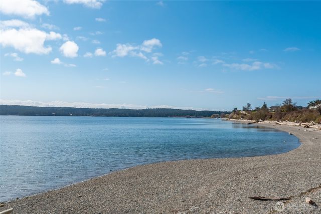 1731 Stephen Street, Oak Harbor, WA 98277