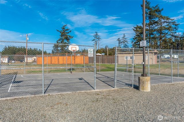 1731 Stephen Street, Oak Harbor, WA 98277