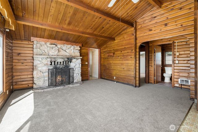 1731 Stephen Street, Oak Harbor, WA 98277