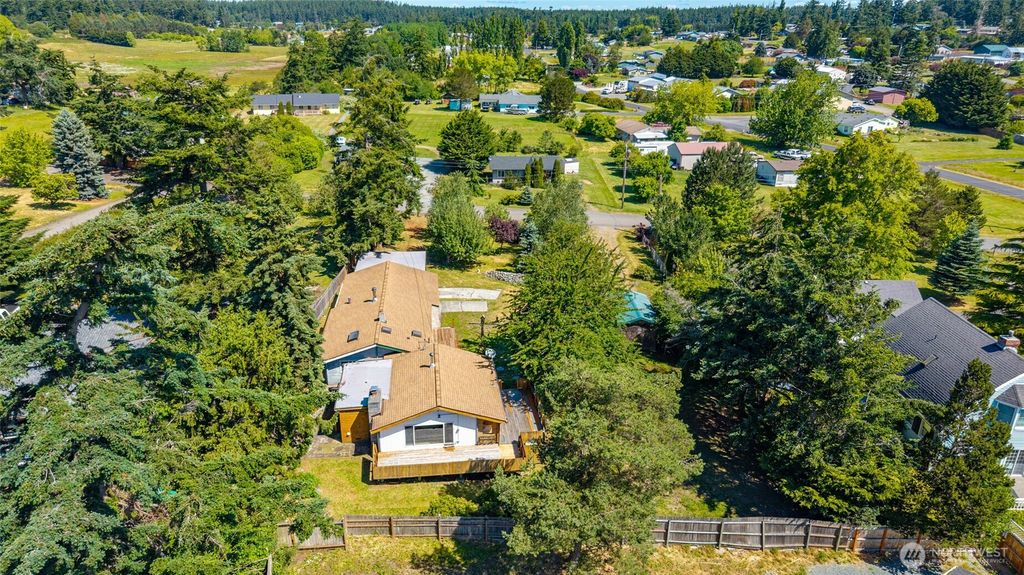 1731 Stephen Street, Oak Harbor, WA 98277