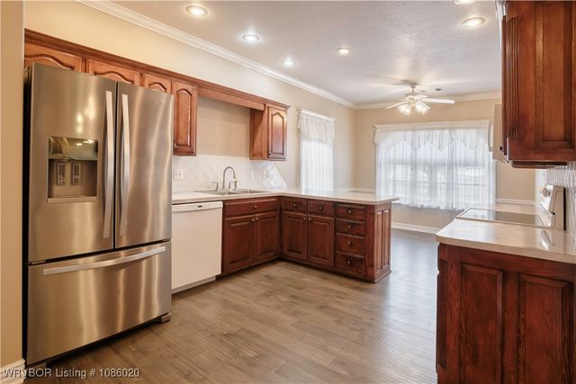 3007 Fairway Drive, Alma, AR 72921