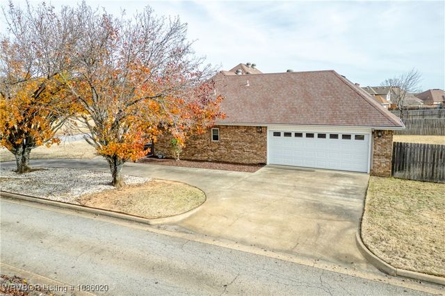 3007 Fairway Drive, Alma, AR 72921