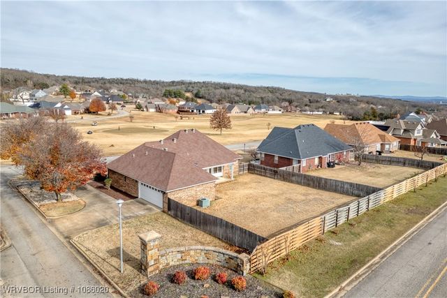 3007 Fairway Drive, Alma, AR 72921