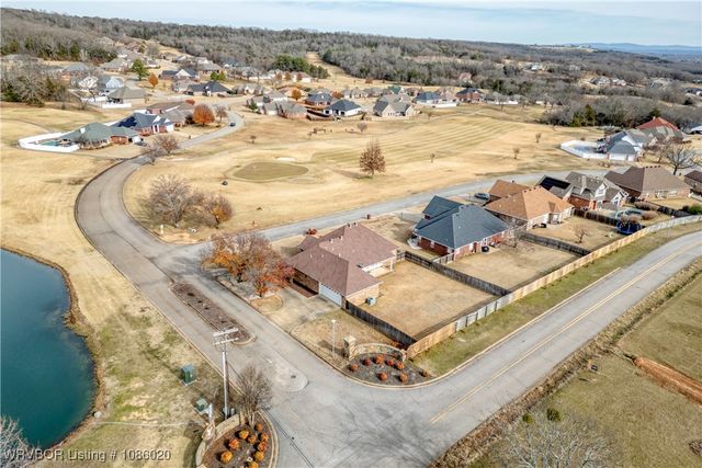 3007 Fairway Drive, Alma, AR 72921