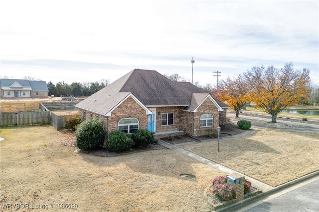 3007 Fairway Drive, Alma, AR 72921