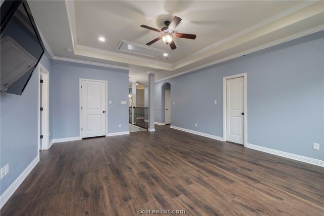4100 Wallaceshire Avenue, College Station, TX 77845