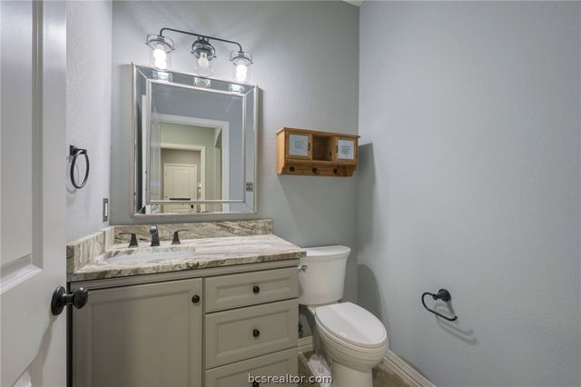 4100 Wallaceshire Avenue, College Station, TX 77845
