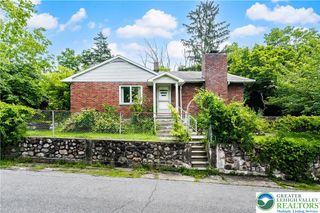 7045 Cemetery Road, Lower Mt Bethel Twp, PA 18013