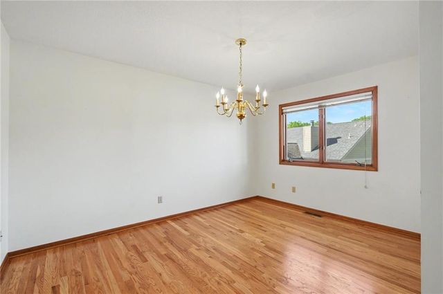 4723 Balmoral Drive, Lawrence, KS 66047