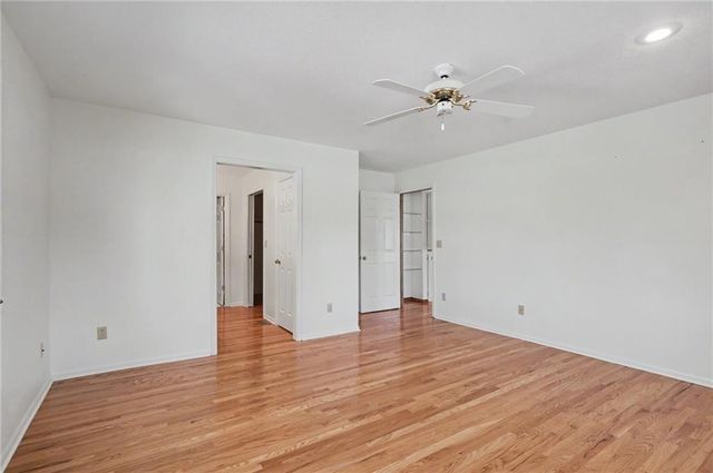 4723 Balmoral Drive, Lawrence, KS 66047