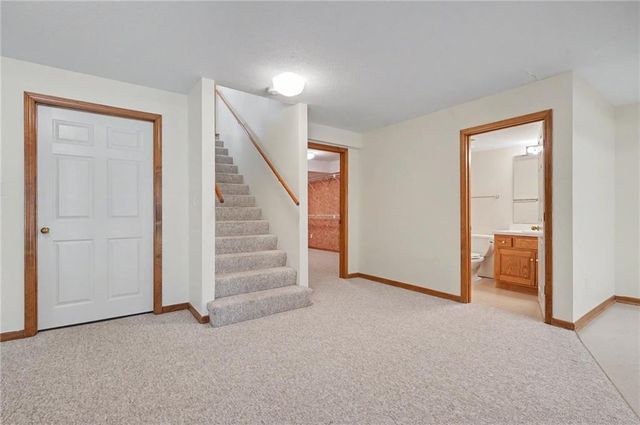 4723 Balmoral Drive, Lawrence, KS 66047
