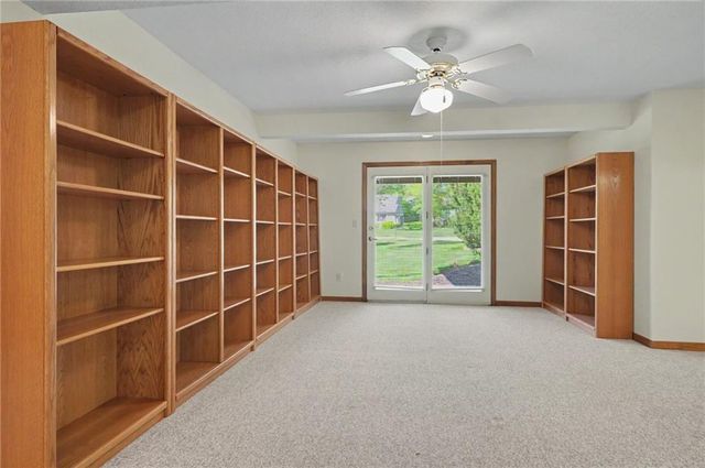 4723 Balmoral Drive, Lawrence, KS 66047