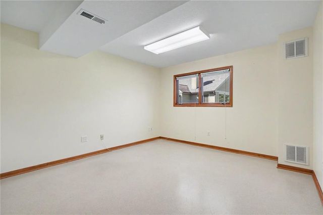 4723 Balmoral Drive, Lawrence, KS 66047