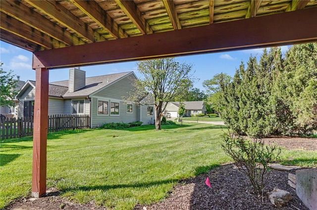 4723 Balmoral Drive, Lawrence, KS 66047