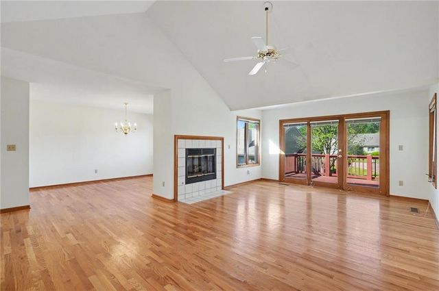 4723 Balmoral Drive, Lawrence, KS 66047