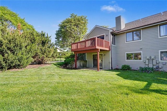 4723 Balmoral Drive, Lawrence, KS 66047