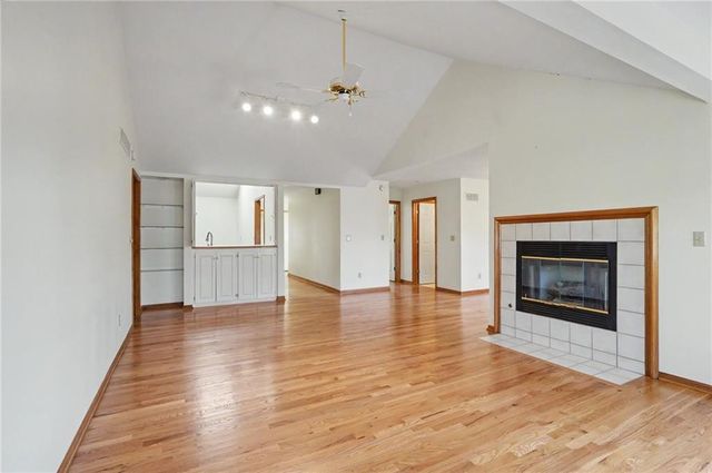 4723 Balmoral Drive, Lawrence, KS 66047