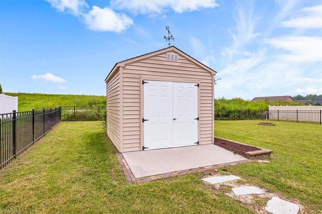 106 Shining Way, Trinity, NC 27370