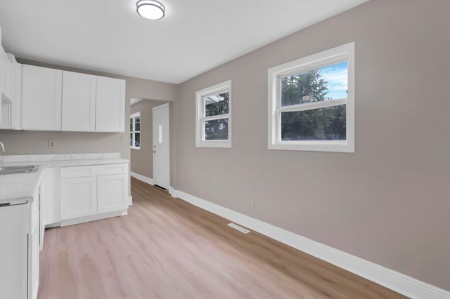 3595 Clearwater Drive, Columbus, OH 43232