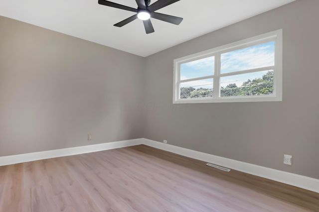3595 Clearwater Drive, Columbus, OH 43232