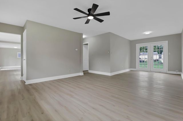 3595 Clearwater Drive, Columbus, OH 43232