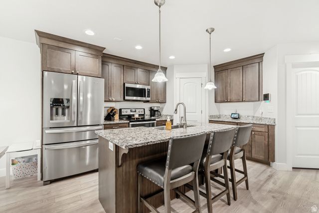 13061 S CANNON VIEW DR, Riverton, UT 84096