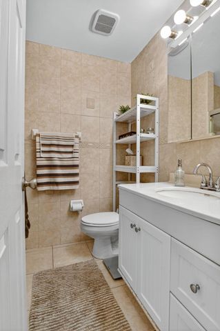 1061 NW 13th Street 2, Boca Raton, FL 33486
