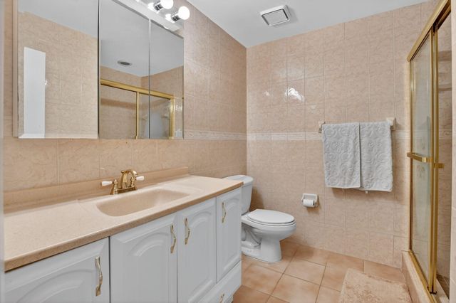 1061 NW 13th Street 2, Boca Raton, FL 33486