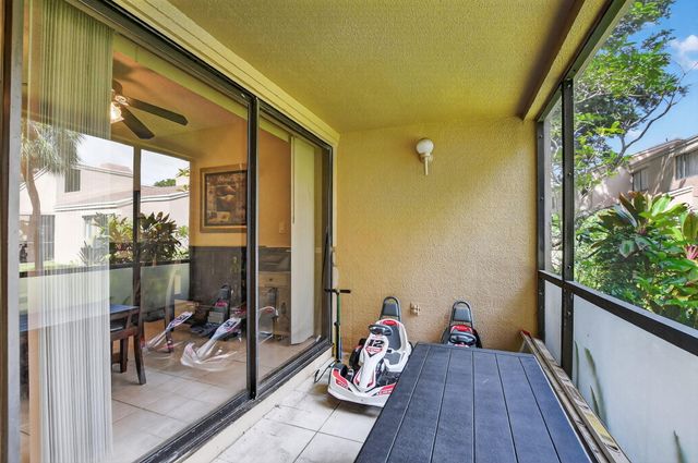 1061 NW 13th Street 2, Boca Raton, FL 33486