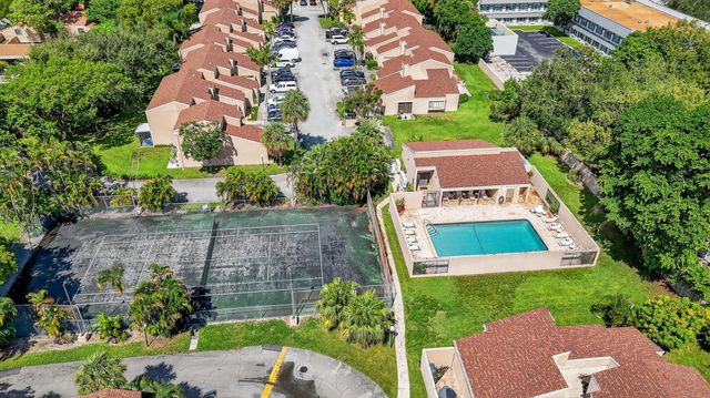 1061 NW 13th Street 2, Boca Raton, FL 33486