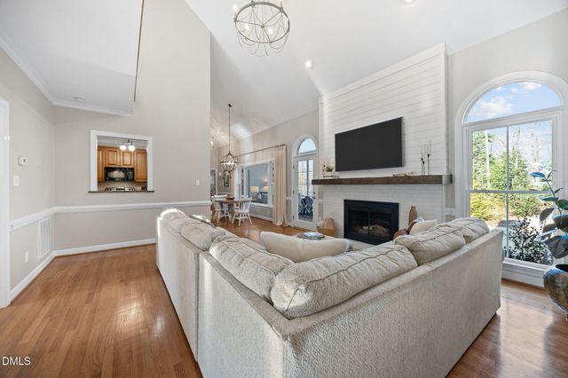 109 Rustic Wood Lane, Cary, NC 27518