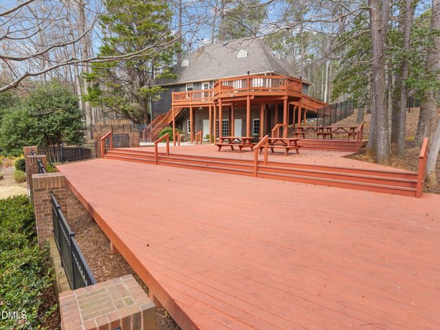 109 Rustic Wood Lane, Cary, NC 27518