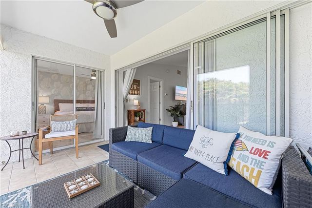 887 Gulf Pavilion DR 203, Naples, FL 34108