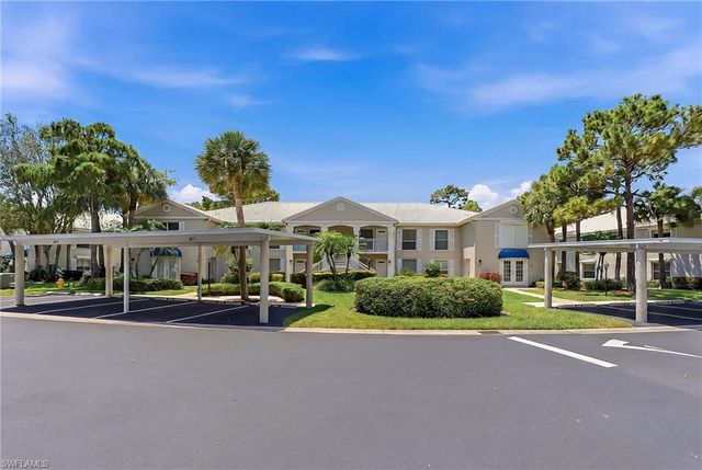 887 Gulf Pavilion DR 203, Naples, FL 34108