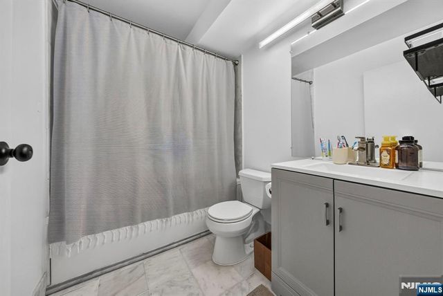 326 Prospect Avenue 9J, Hackensack, NJ 07601