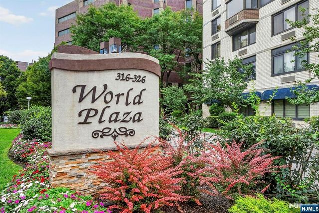 326 Prospect Avenue 9J, Hackensack, NJ 07601