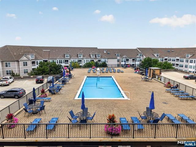 326 Prospect Avenue 9J, Hackensack, NJ 07601