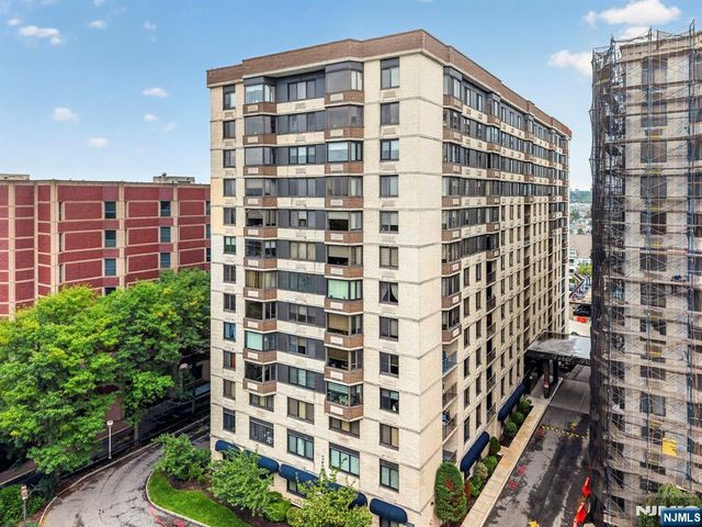 326 Prospect Avenue 9J, Hackensack, NJ 07601