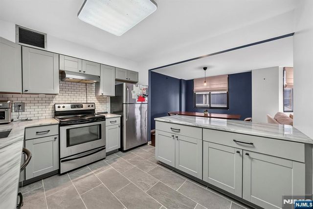 326 Prospect Avenue 9J, Hackensack, NJ 07601