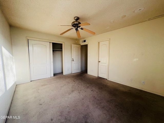 1243 JOHN PHELAN Drive, El Paso, TX 79936