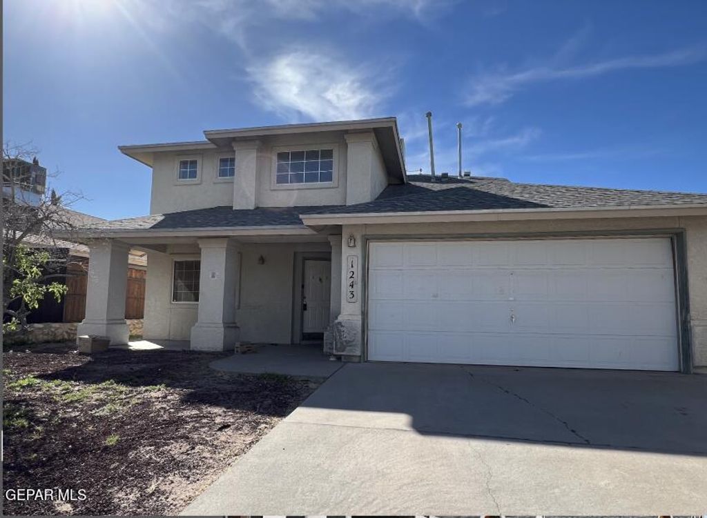 1243 JOHN PHELAN Drive, El Paso, TX 79936
