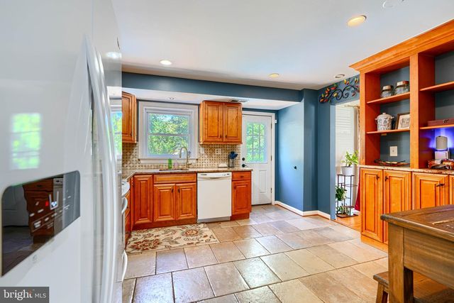 10708 WOODSDALE DR, Silver Spring, MD 20901