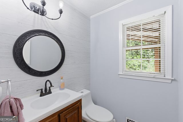 206 Comstock Court, Lawrenceville, GA 30044